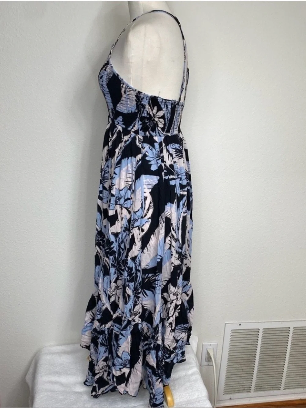 Free People Womens Blue Tropical Floral Smock Midi Dress Size Large Boho Coastal